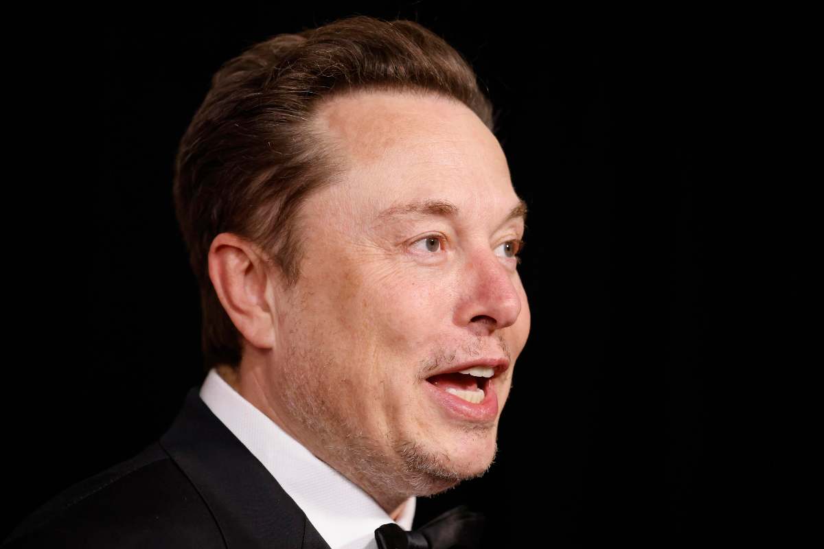 Attacco a Elon Musk